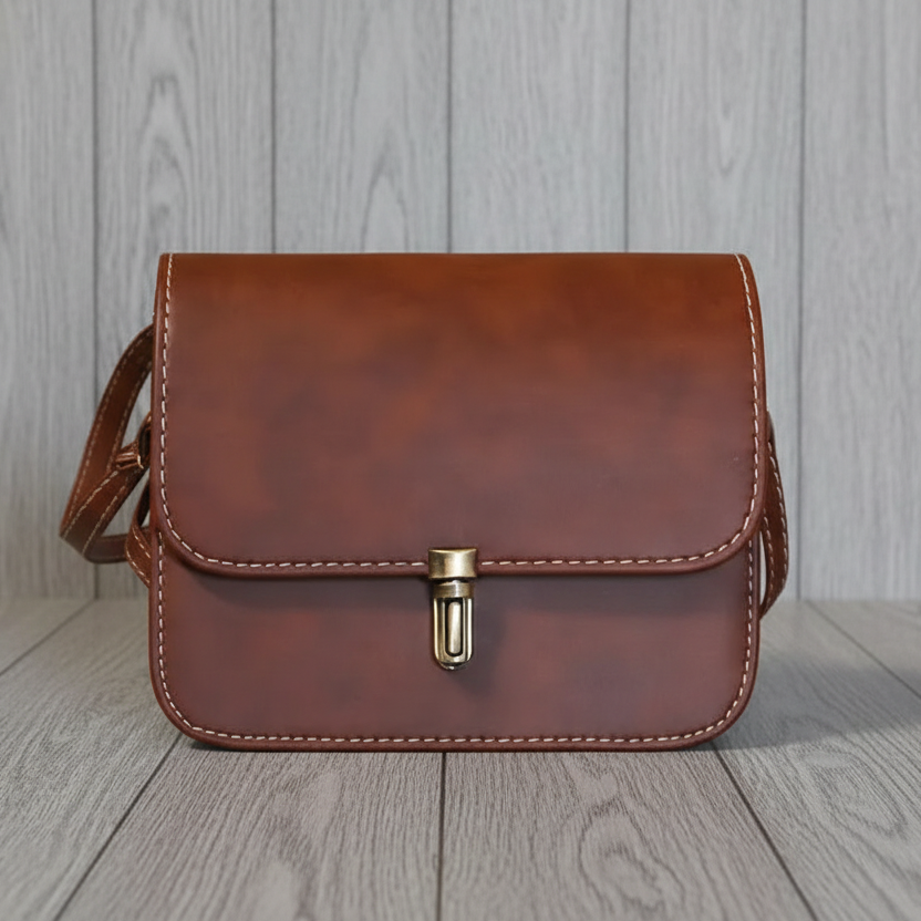 Small Messenger Bag Brown